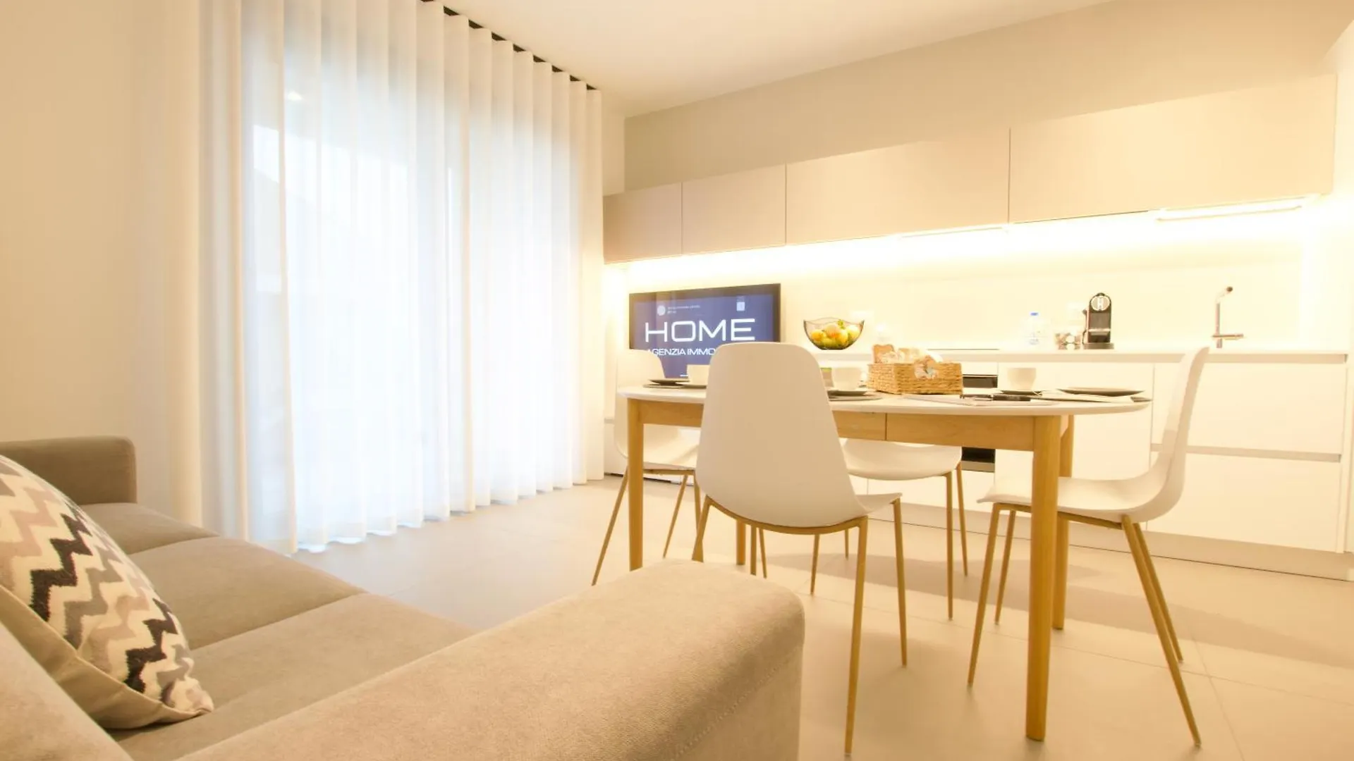 Apartment Jes Palace - Home Immobiliare Lido di Jesolo Italy